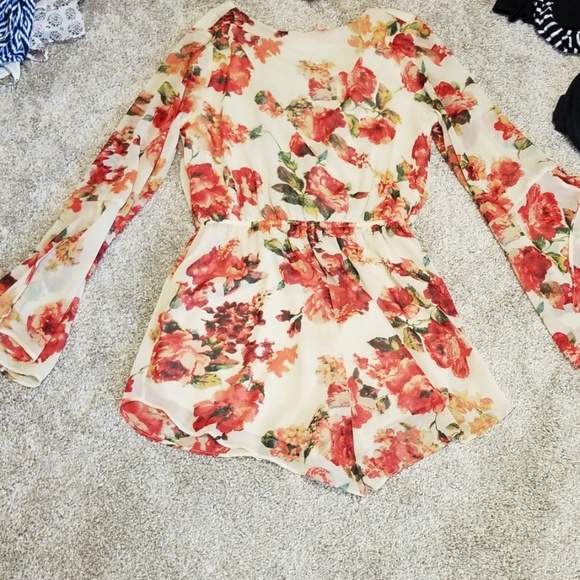 Romper bell sleeve - Picture 5 of 5